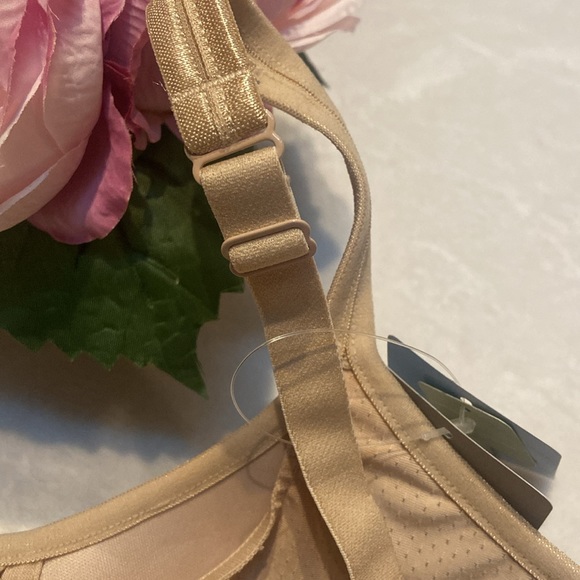 AMOENA MARA SB 1150 NWT Mastectomy Bra Wireless Padded Size 38A - Picture 6 of 8